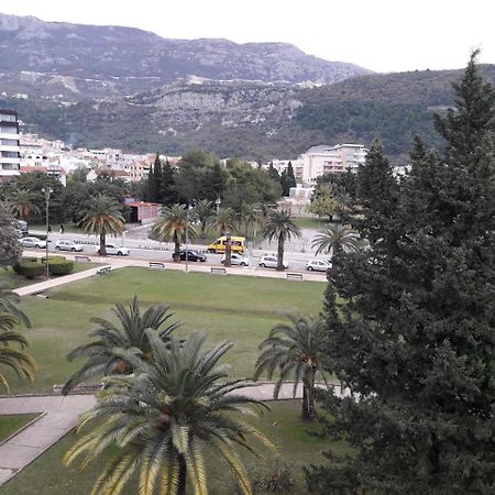 Centar Budva Bagian luar foto