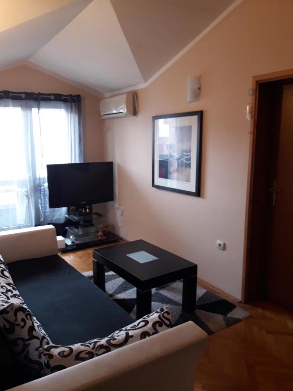 Centar Budva Bagian luar foto